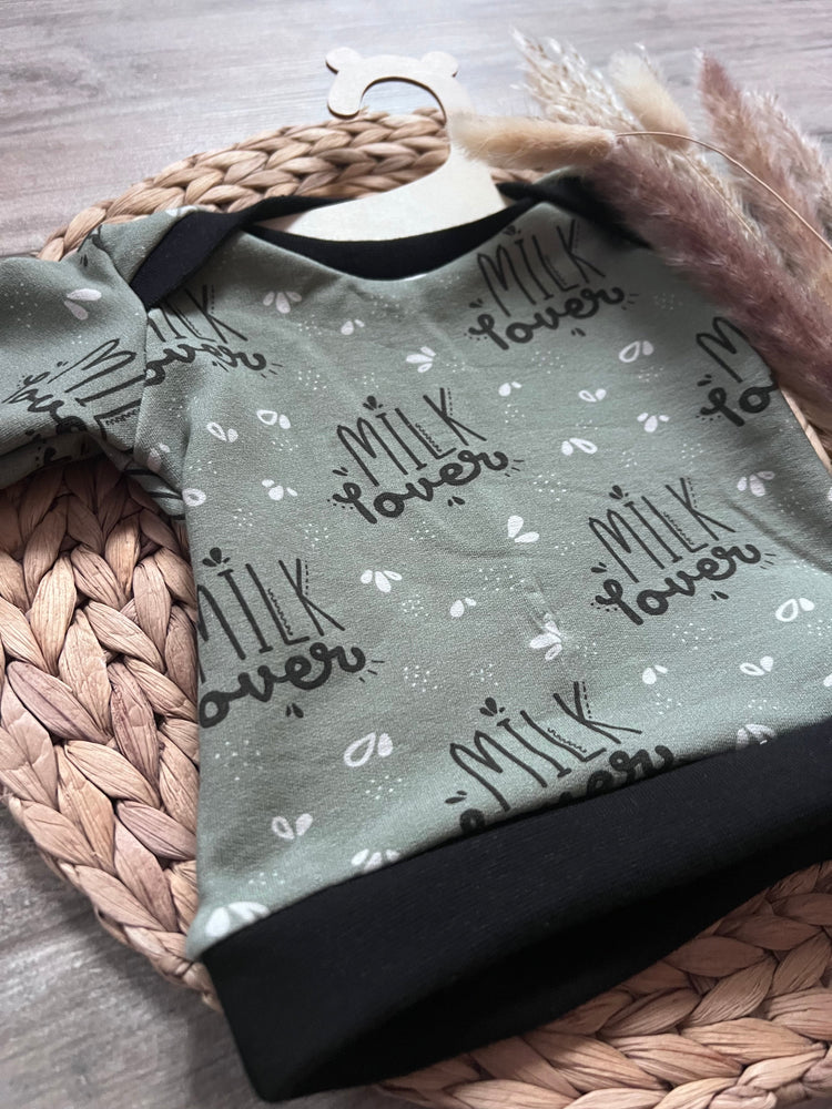 Pullover mit amerikanischen Halsausschnitt