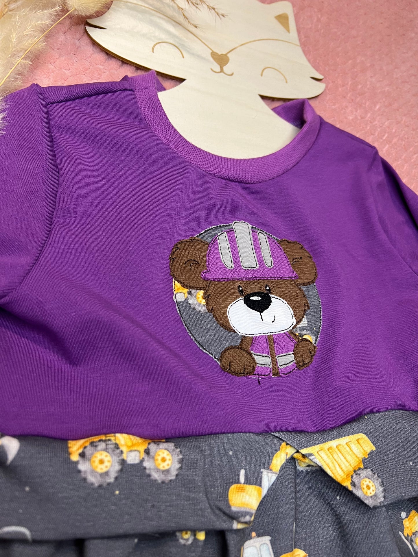 Girly Sweater Baustellenbär