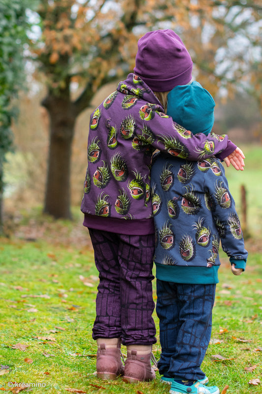 CHESTNUT FRIENDS BY THORSTEN BERGER, FRENCH TERRY